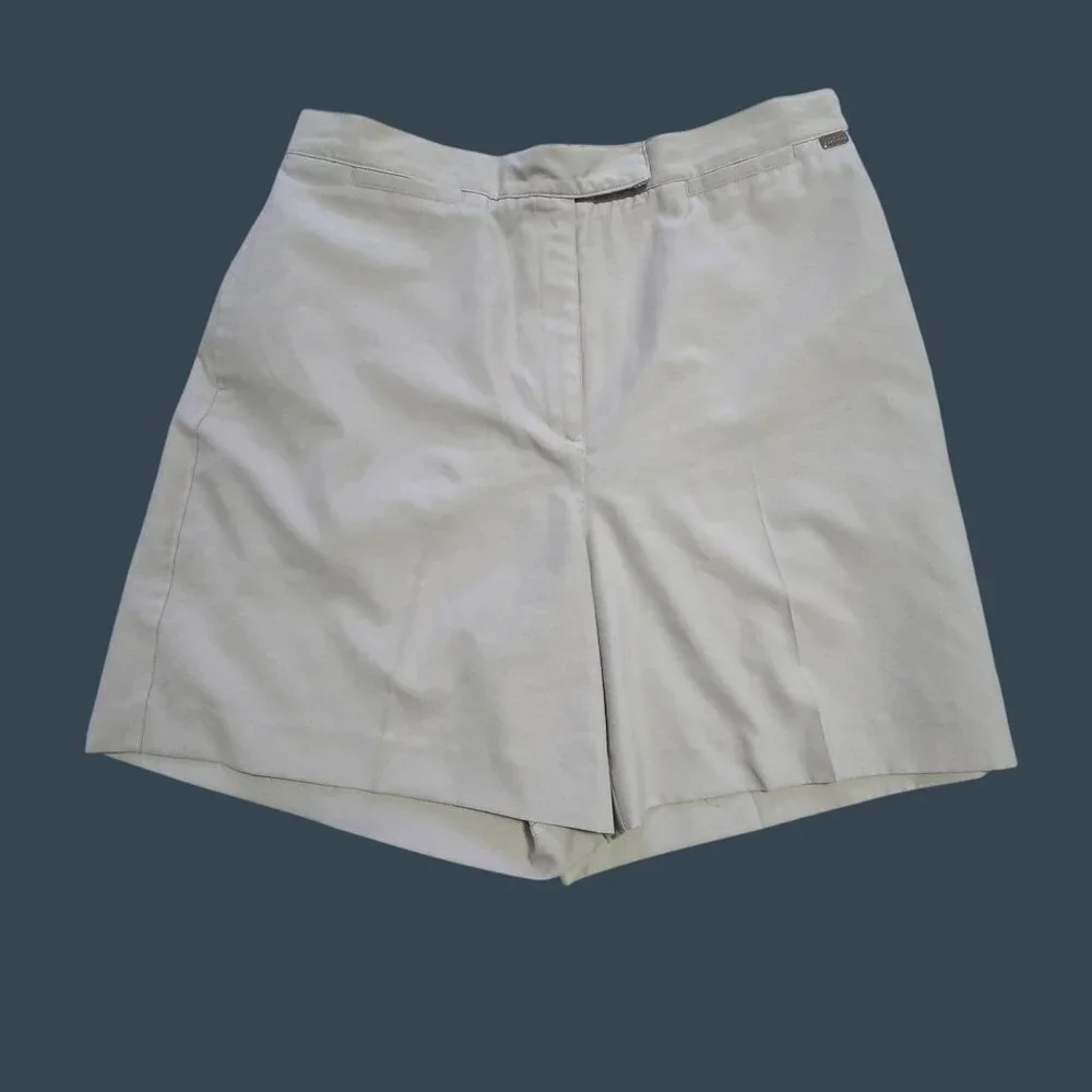 Set of 2 Liz Claiborne Women's Golf Shorts Beige & Navy Flat Front Size 12 - Picture 4 of 13